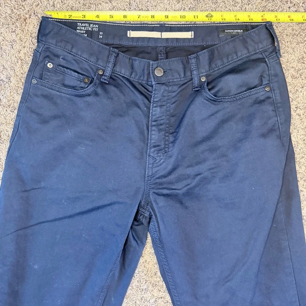 Banana Republic Travel Jean Athletic Fit True Navy 33x34 731215-03 Mens Pants